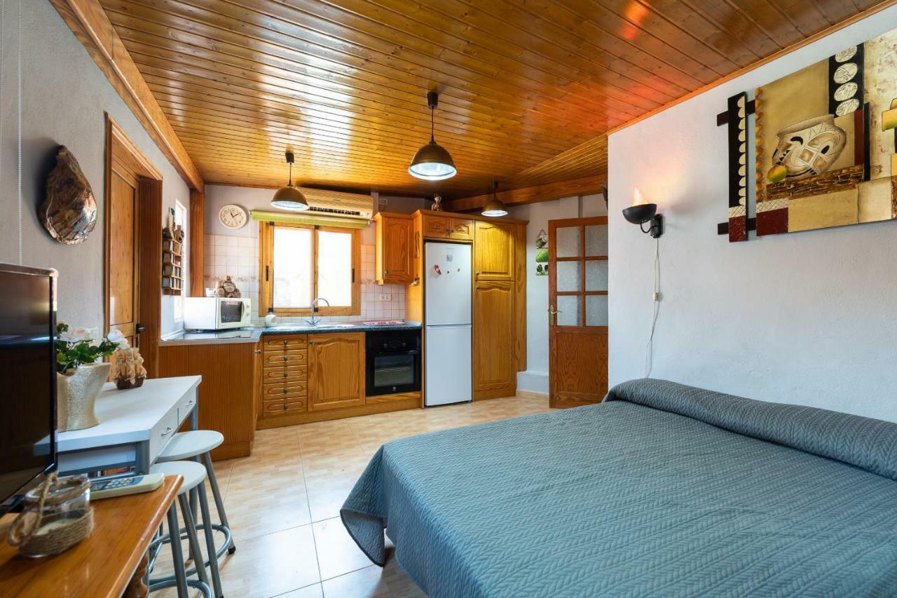 Camping Cabin - Private Solarium & Pool - Bbq San Bartolomé Exterior foto